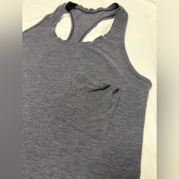 Lululemon Yogi Racerback - Picture 4 of 7